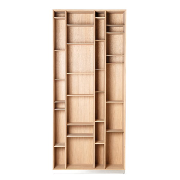 Max bookshelf